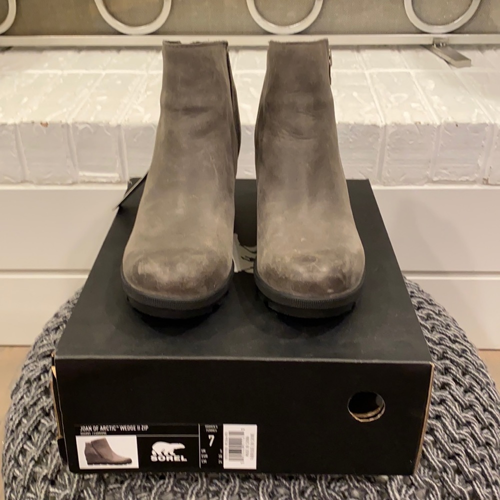 ⭐️BRAND NEW SORELS!!!⭐️
